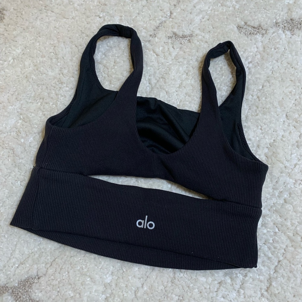 Alo Slit Bra- Black